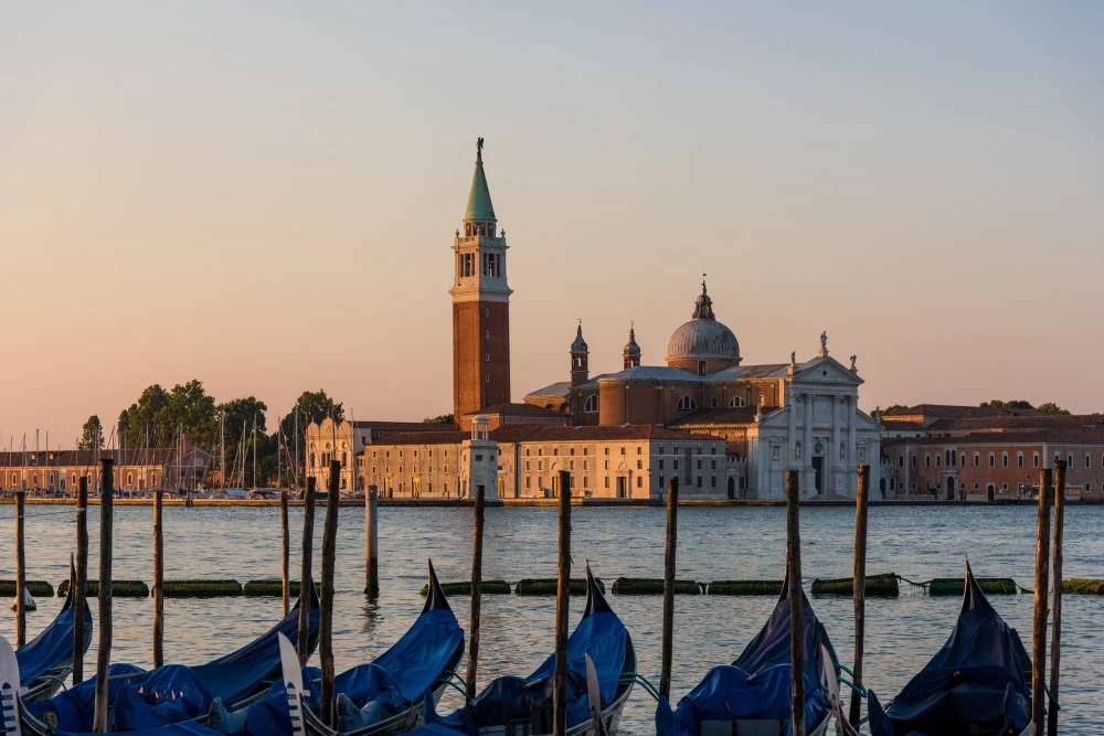 Visita le città d'arte - Como Comfort Taxi/NCC
